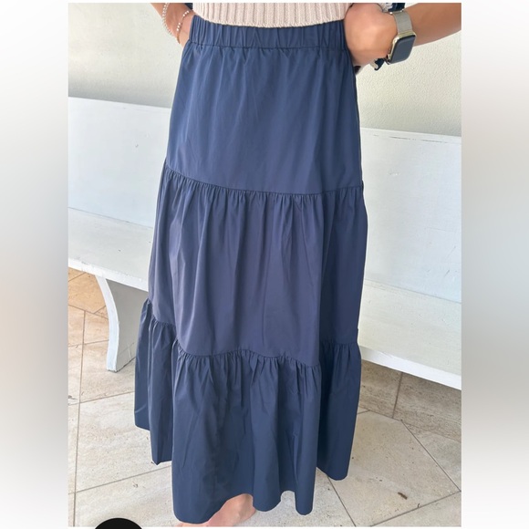 JS71 Madrid Navy Blue Cotton Skirt - Picture 1 of 6